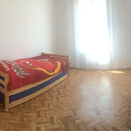 8 Avenue De Banyuls-sur-mer * Perpignano